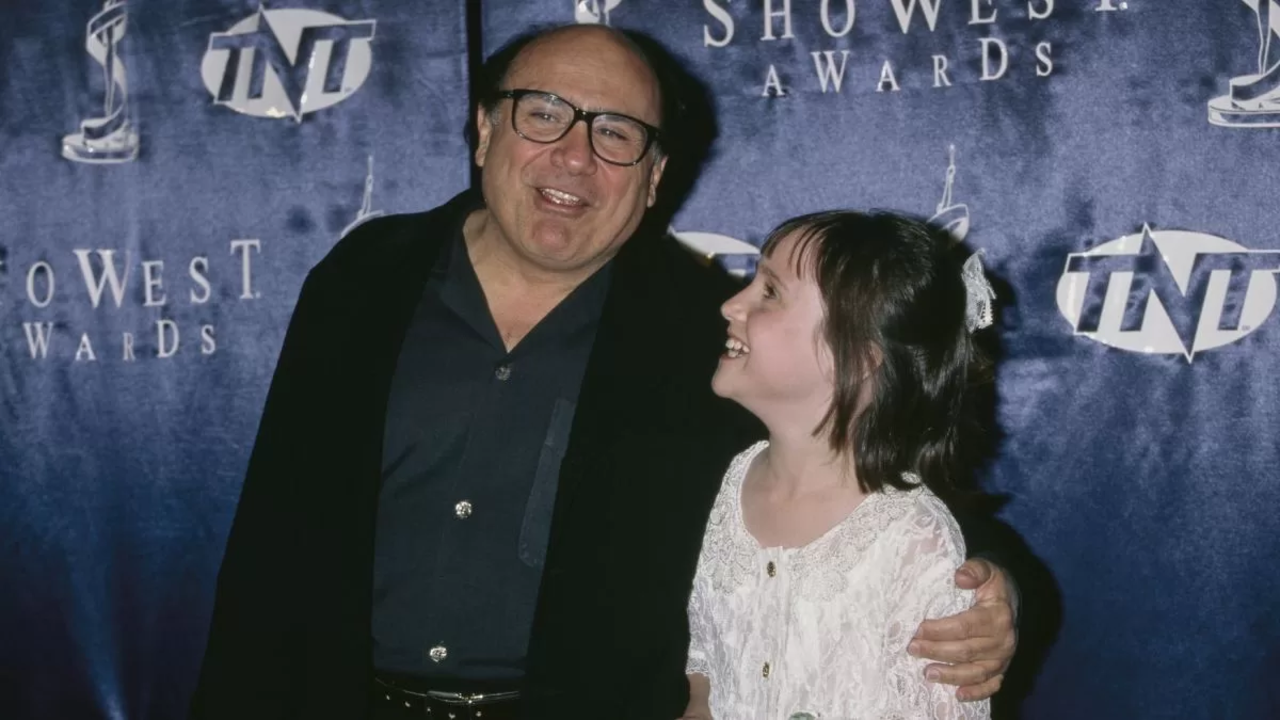 Rodando ‘Matilda’, Mara Wilson vivió una tragedia personal: detrás de las cámaras Danny DeVito se encargó de ella