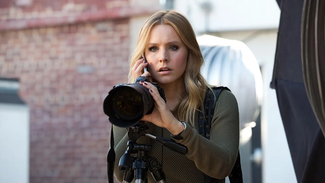 El gazapo de 'Veronica Mars' que ya no puedo dejar de ver: un cámara decidió aparecer en escena