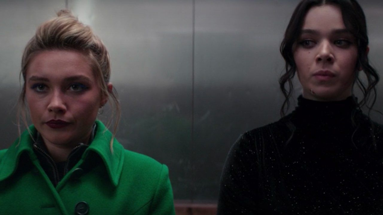 Florence Pugh y Hailee Steinfeld en 'Ojo de Halcón'.