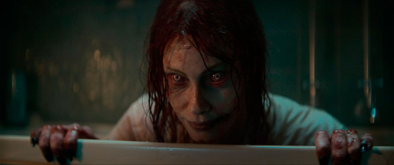 Alyssa Sutherland en Posesión Infernal: El Despertar