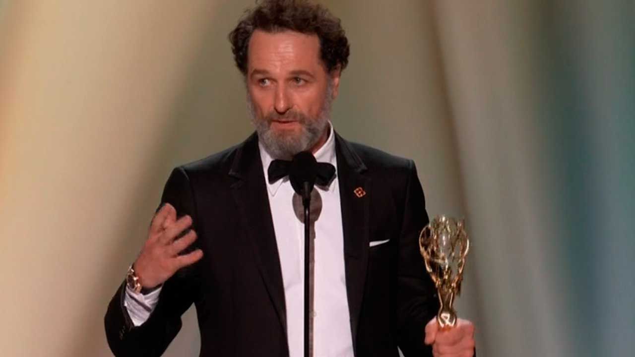 Ganadores Premios Emmy 2026: 'La maldición de Widow's Bay' arrasa y se convierte en la gran ganadora de la noche