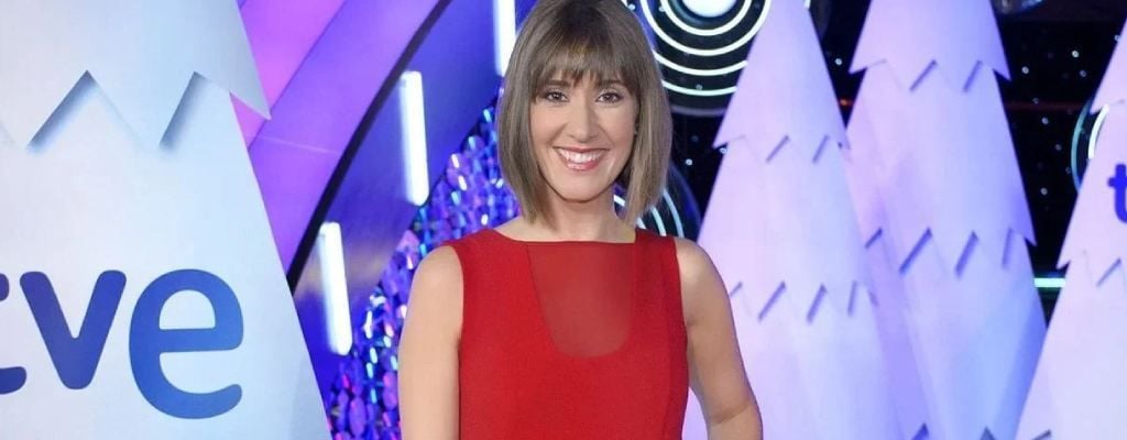 Es la presentadora por excelencia de la Lotería de Navidad, pero desde 2022 es profesora de universidad