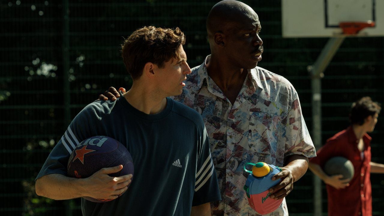 "Los jugadores de baloncesto son tipos que miden 2,15 m, pero en realidad son niños de 18 años": la historia de dos franceses que partieron de cero y descubrieron a Wembanyama
