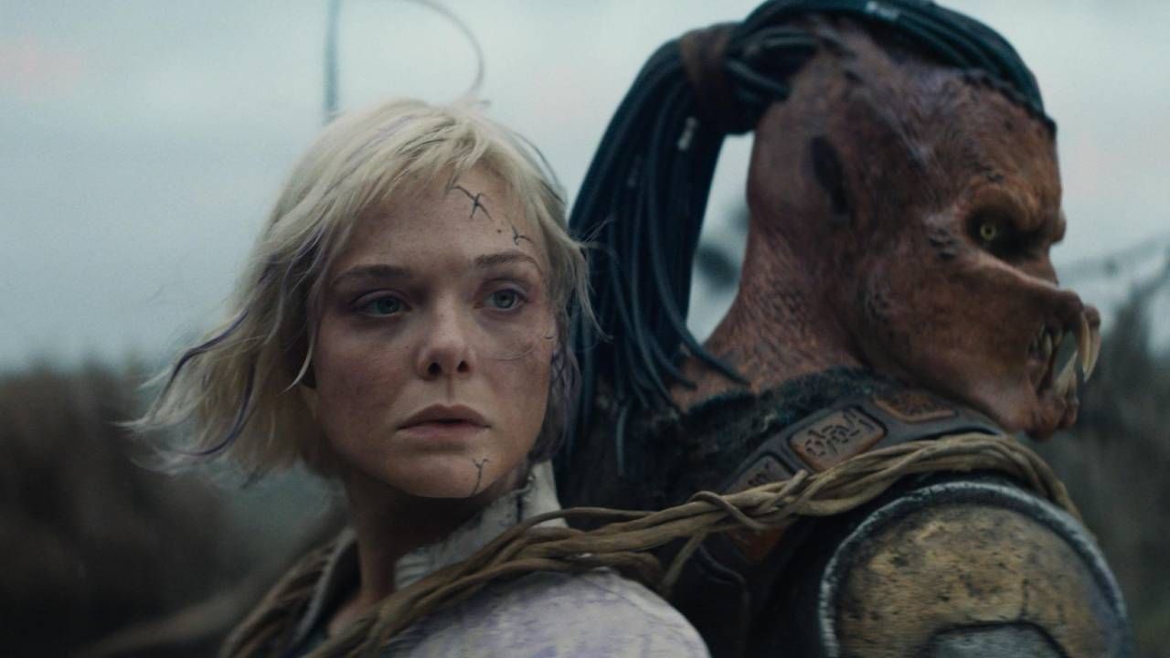 Elle Fanning como Thia y Dimitrius Schuster-Koloamatangi como Dek en 'Predator: Badlands'