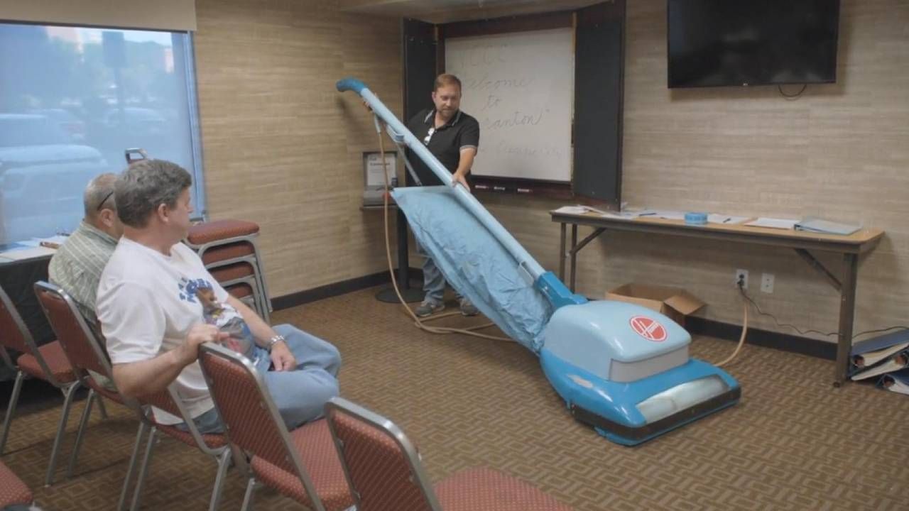 Imagen de un episodio de 'How To With John Wilson'