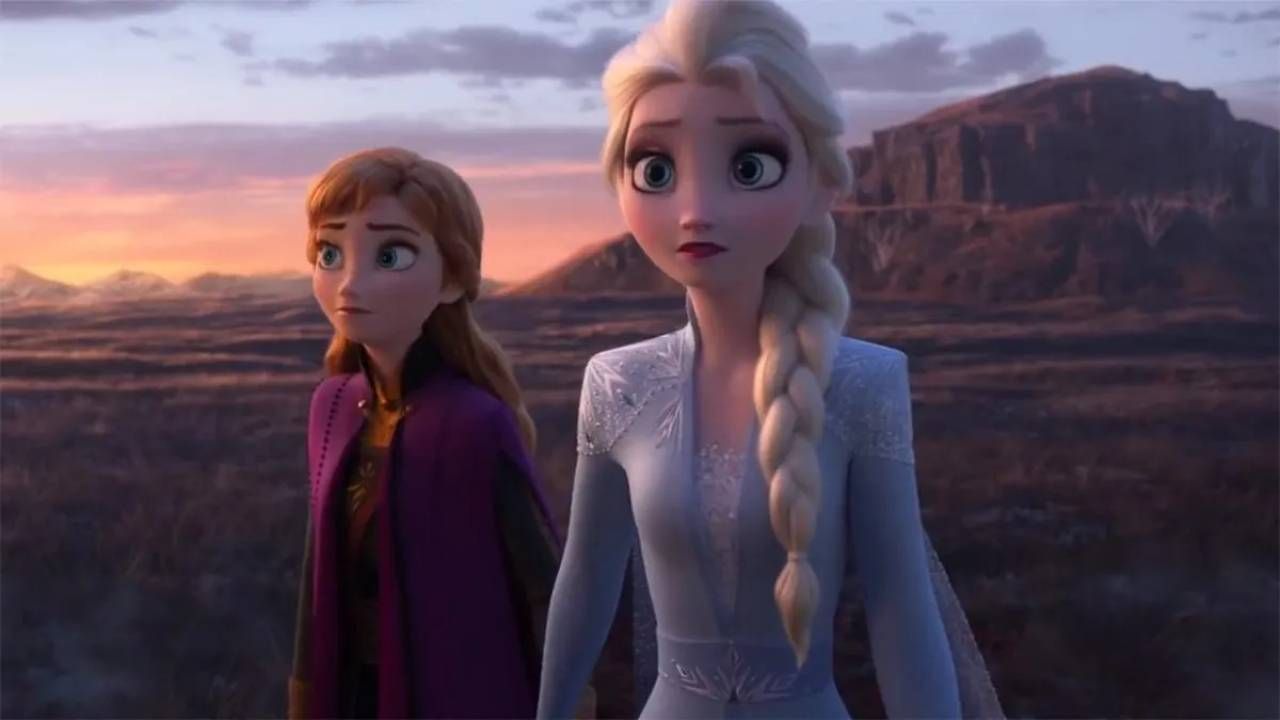 Anna y Elsa en 'Frozen II'