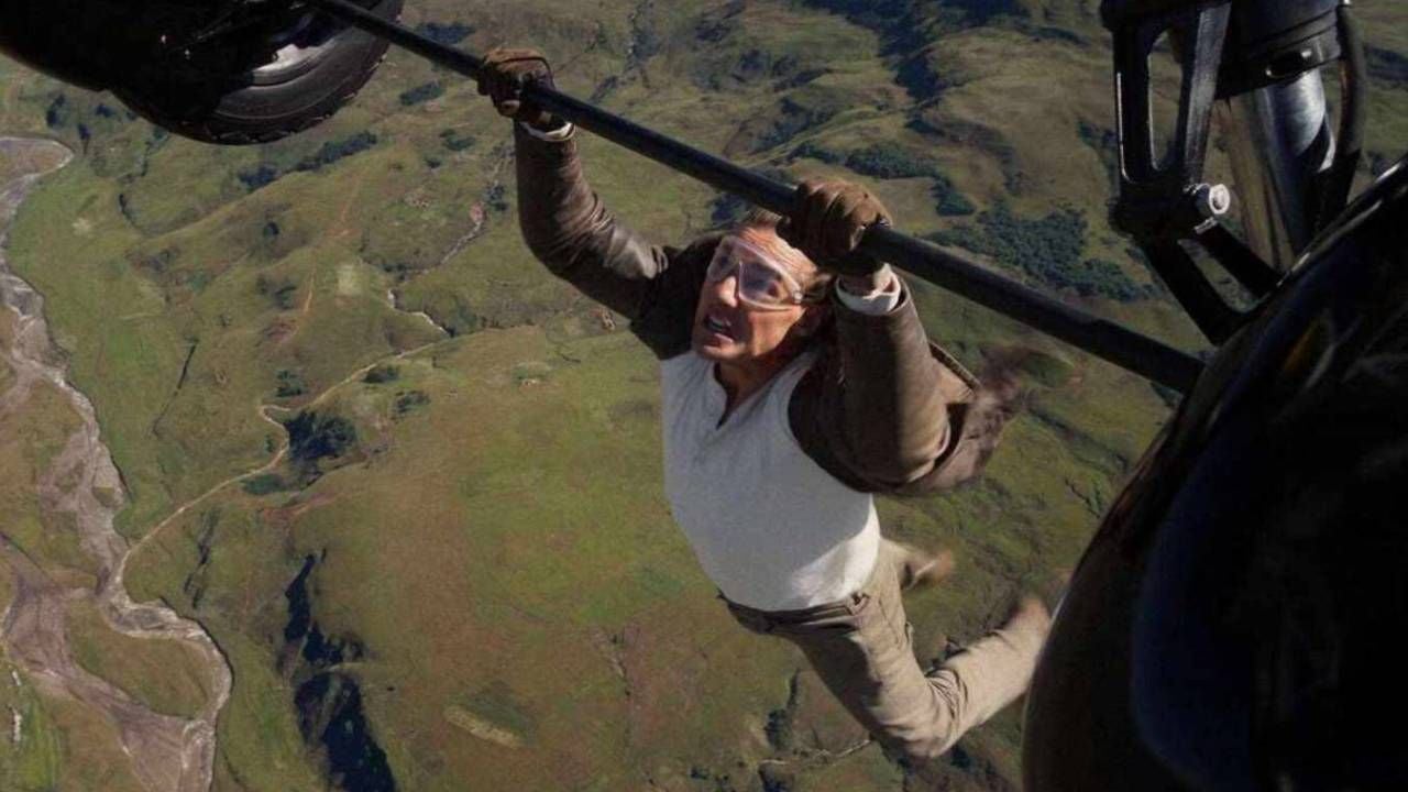 Tom Cruise como Ethan Hunt en 'Misión Imposible: Sentencia final'