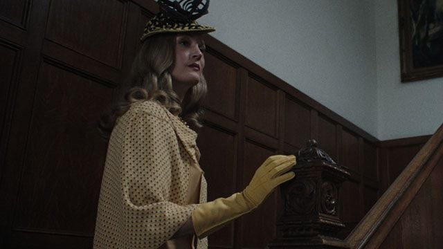 Vicky Krieps como Ilse Koch en Monstruo: La historia de Ed Gein