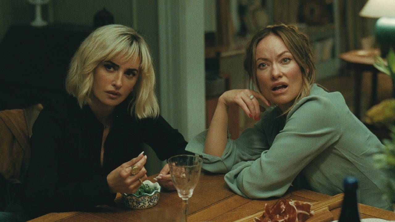 Penélope Cruz y Olivia Wilde en 'La invitación'
