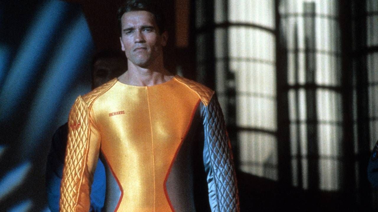 Arnold Schwarzenegger como Ben Richards en 'Perseguido'