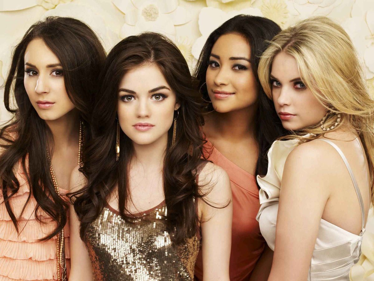 Foto de Lucy Hale Pequeñas mentirosas Foto Ashley Benson Lucy Hale Shay Mitchell Troian