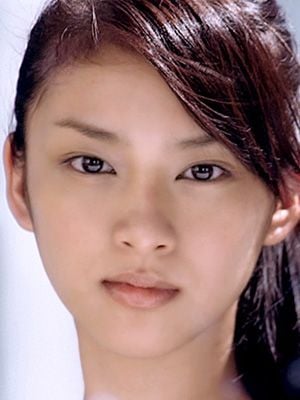 Emi Takei - SensaCine.com