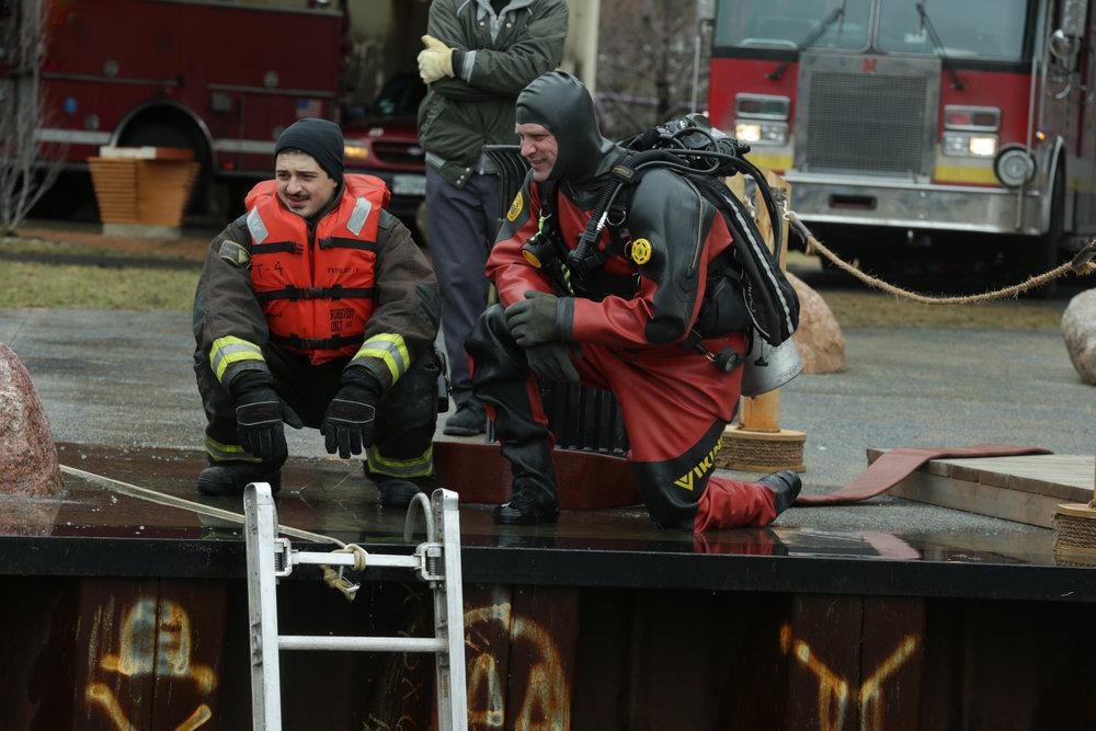 Chicago Fire Foto Randy Flagler Yuri Sardarov Sobre Un Total De SensaCine Com