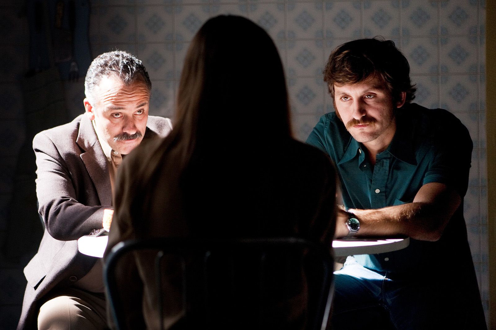 миниатюрный остров фильм 2014 кадры. La isla minima фильм. 2014. миниатюрный остров фильм 2014. миниатюрный остров/la isla mínima.