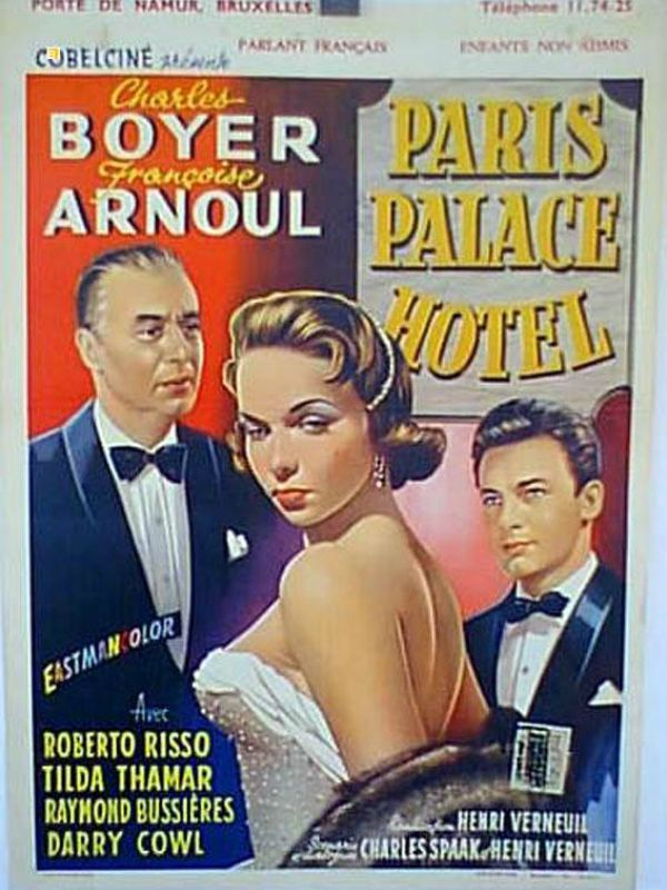 Paris, Palace Hôtel - Película 1956