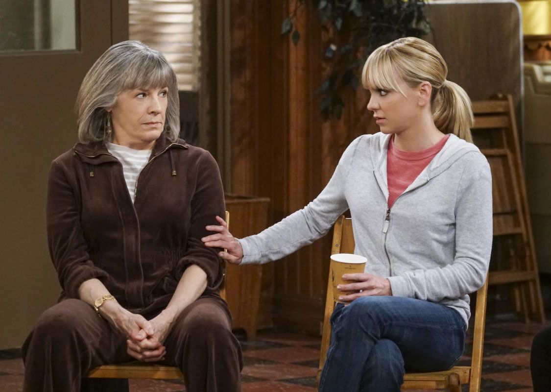 Mom Foto Anna Faris, Mimi Kennedy 241 sobre un total de 473 Mom Foto Anna Faris, Mimi Kennedy 241 sobre un total de 473