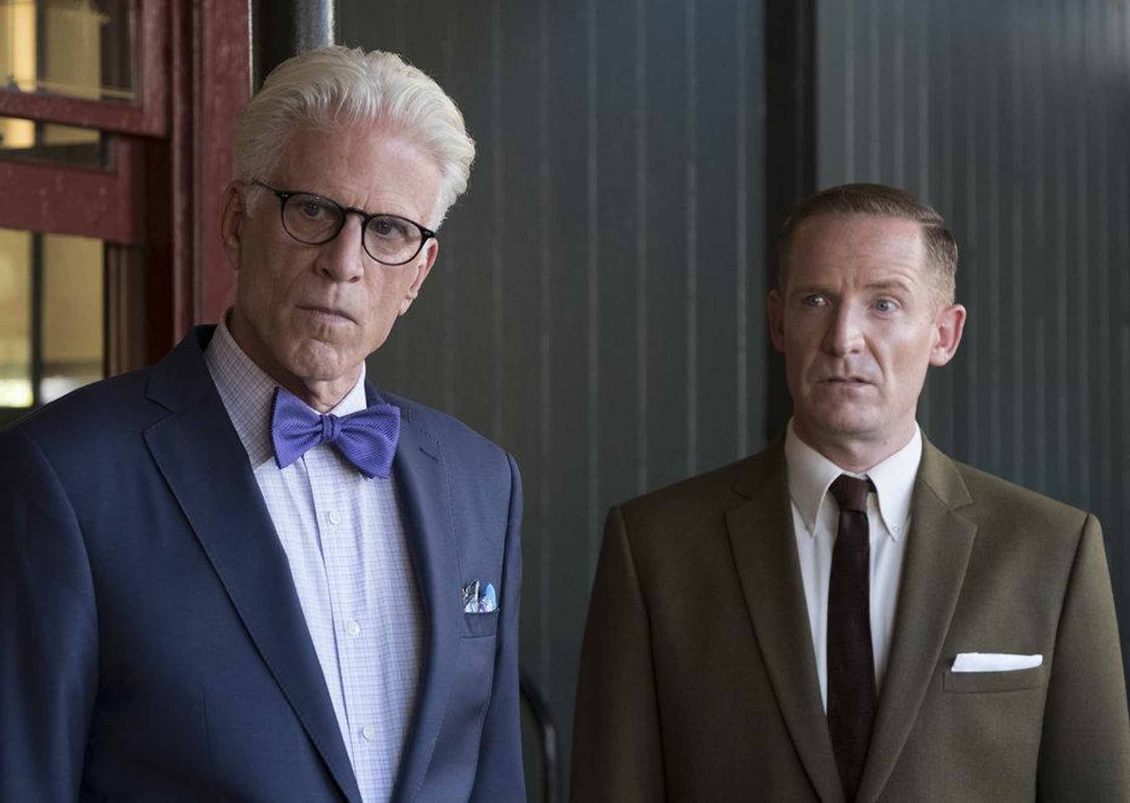 В лучшем мире. Тед Дэнсон good place. Марк Ивэн Джексон the good place. Марк Ивэн Джексон в лучшем мире. Тед Дэнсон в лучшем мире.