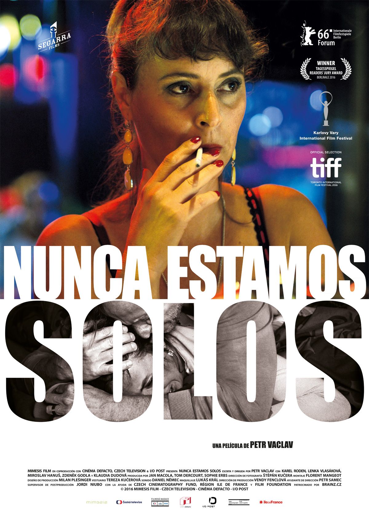 Nunca estamos solos - Película 2016