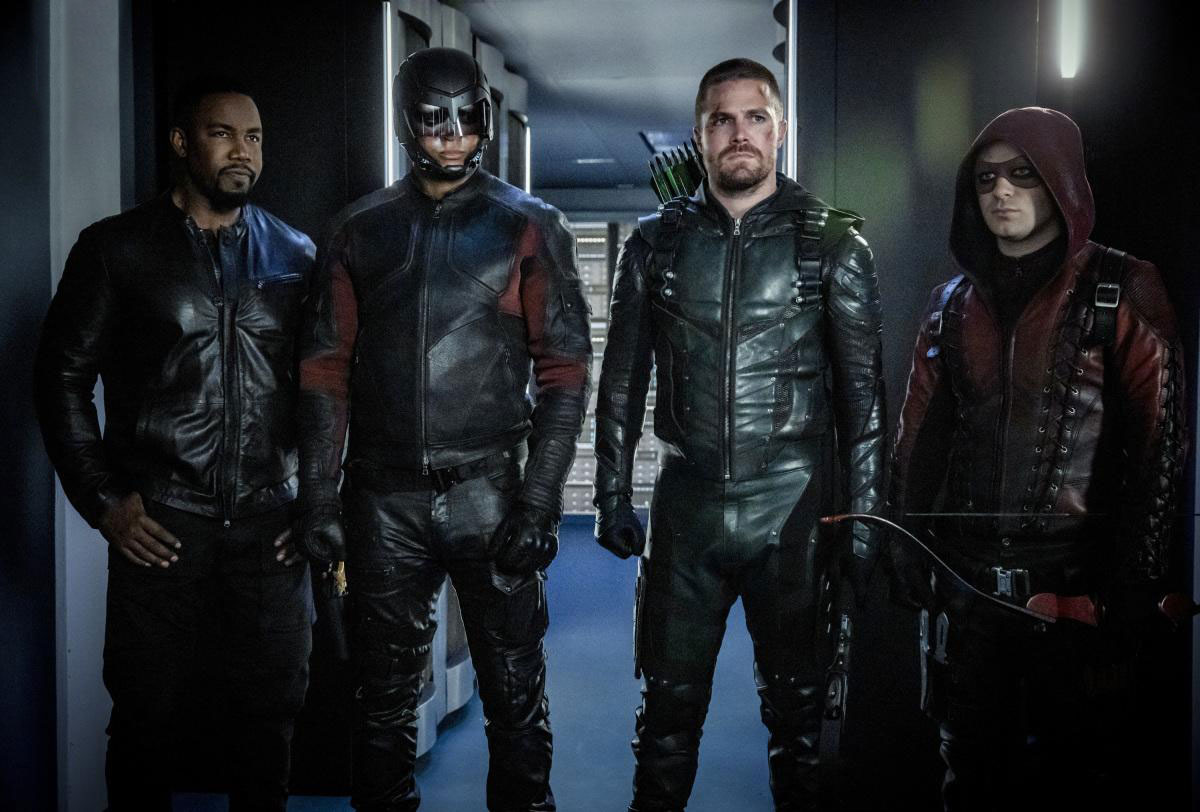 Arrow Foto Colton Haynes David Ramsey Michael Jai White Stephen Amell 49 Sobre Un Total De 7192