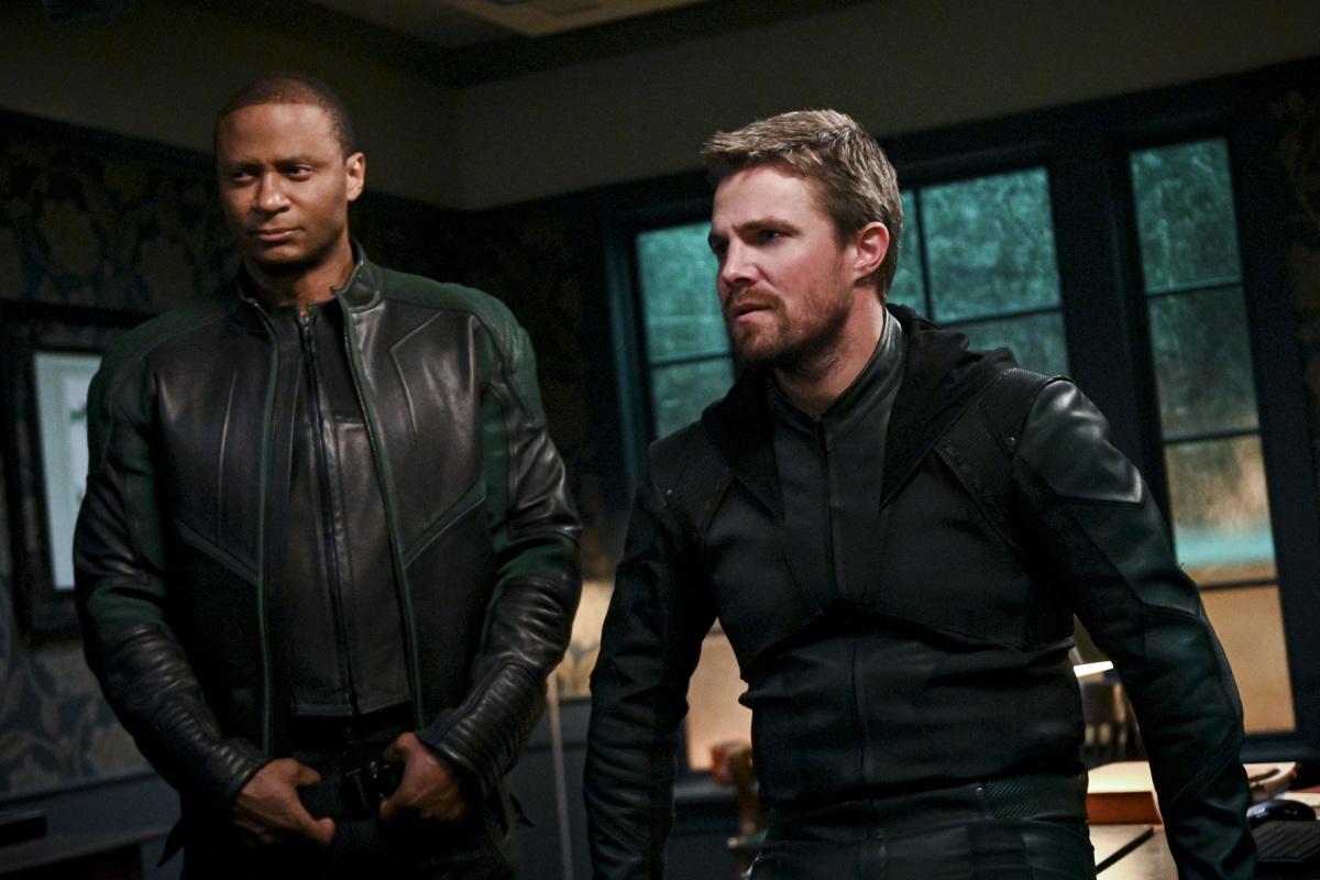 Arrow Foto David Ramsey Stephen Amell 38 Sobre Un Total De 1093 7236