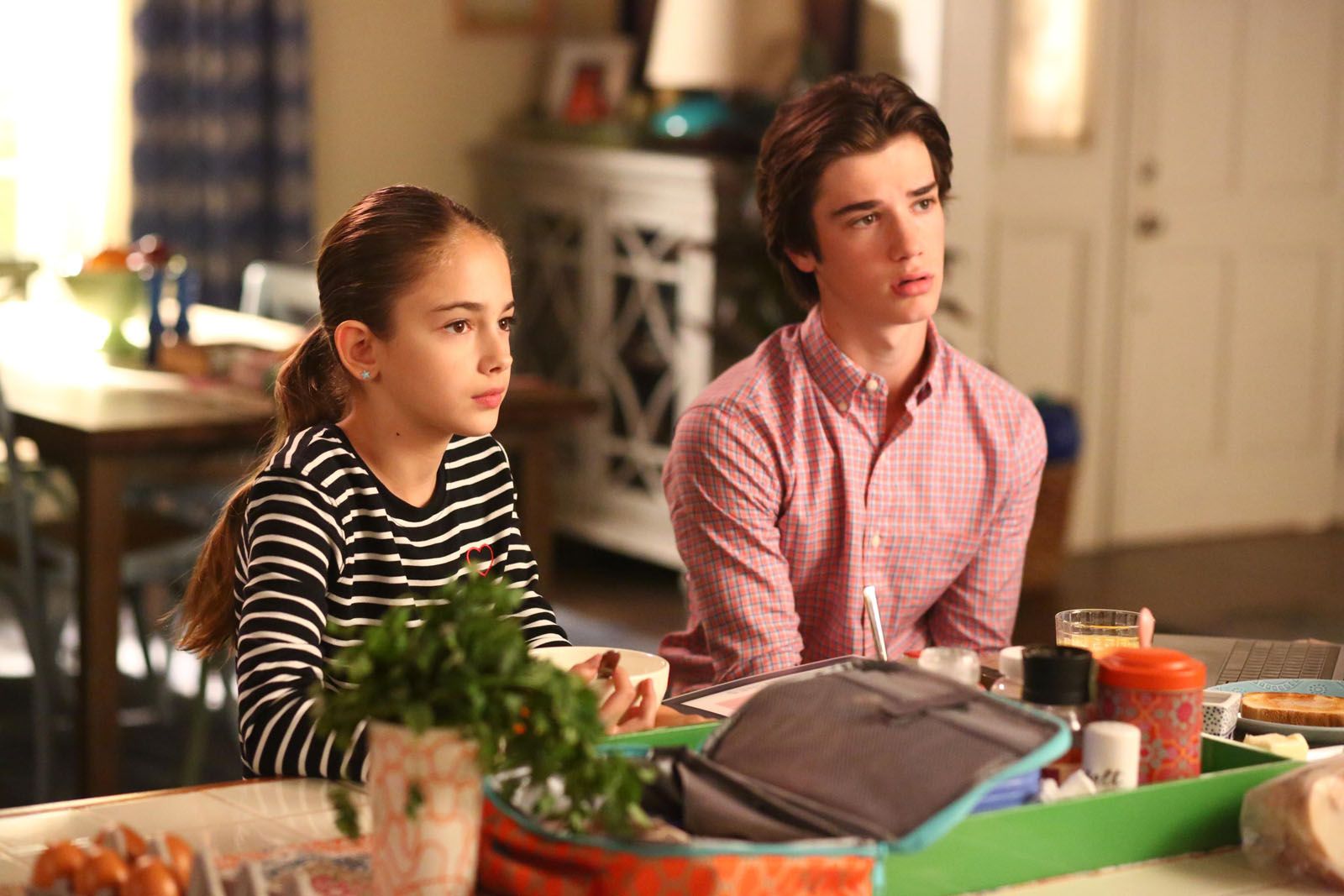 American Housewife (2016) American Housewife (2016) Foto Julia