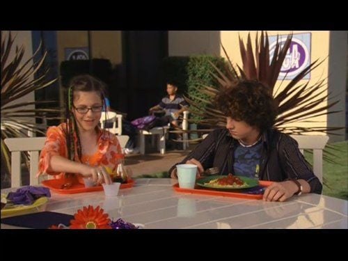 Cartel Zoey 101 temporada 1 - Cartel 61 sobre 74 - SensaCine.com