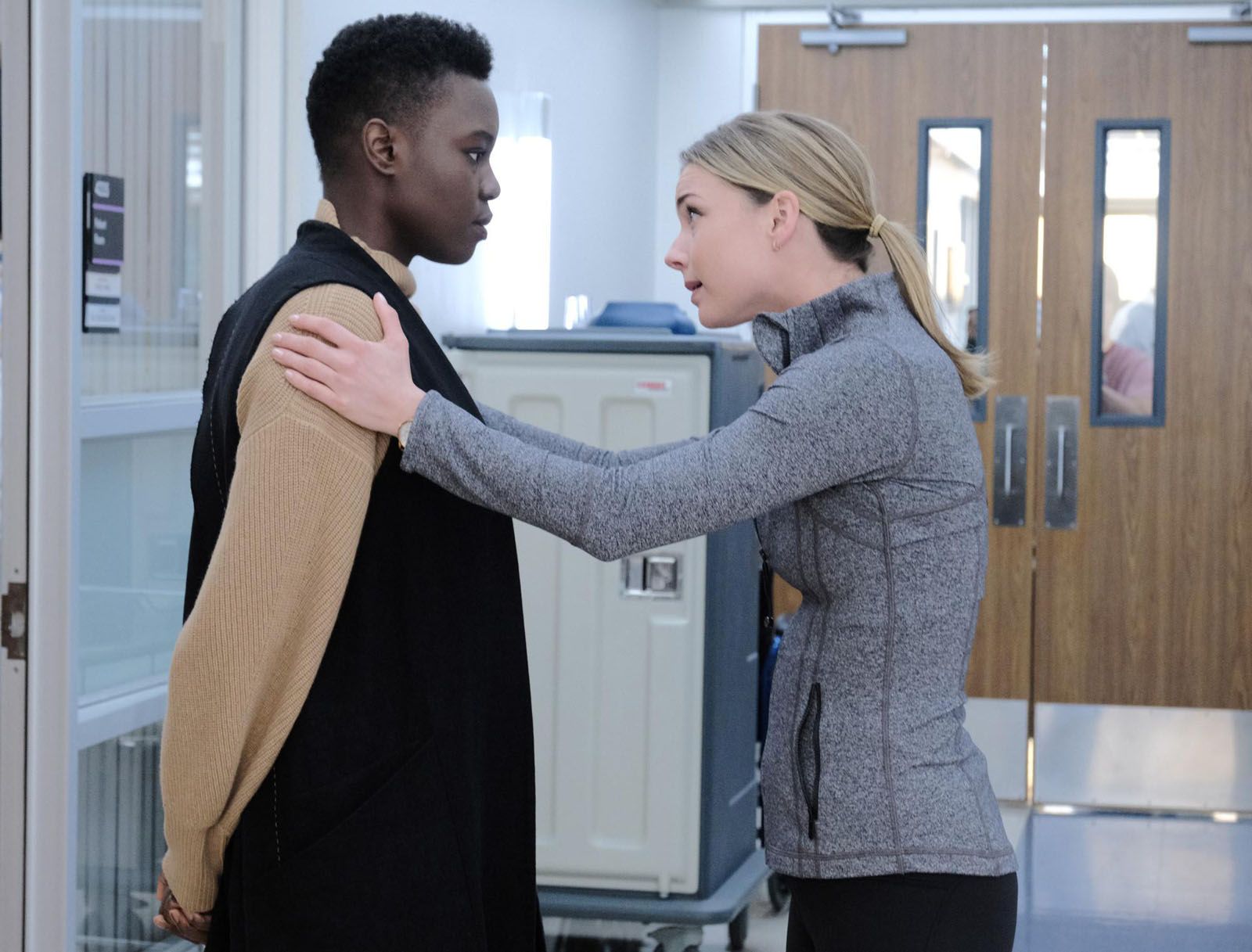 Foto de Shaunette Renee Wilson - The Resident : Foto Emily VanCamp