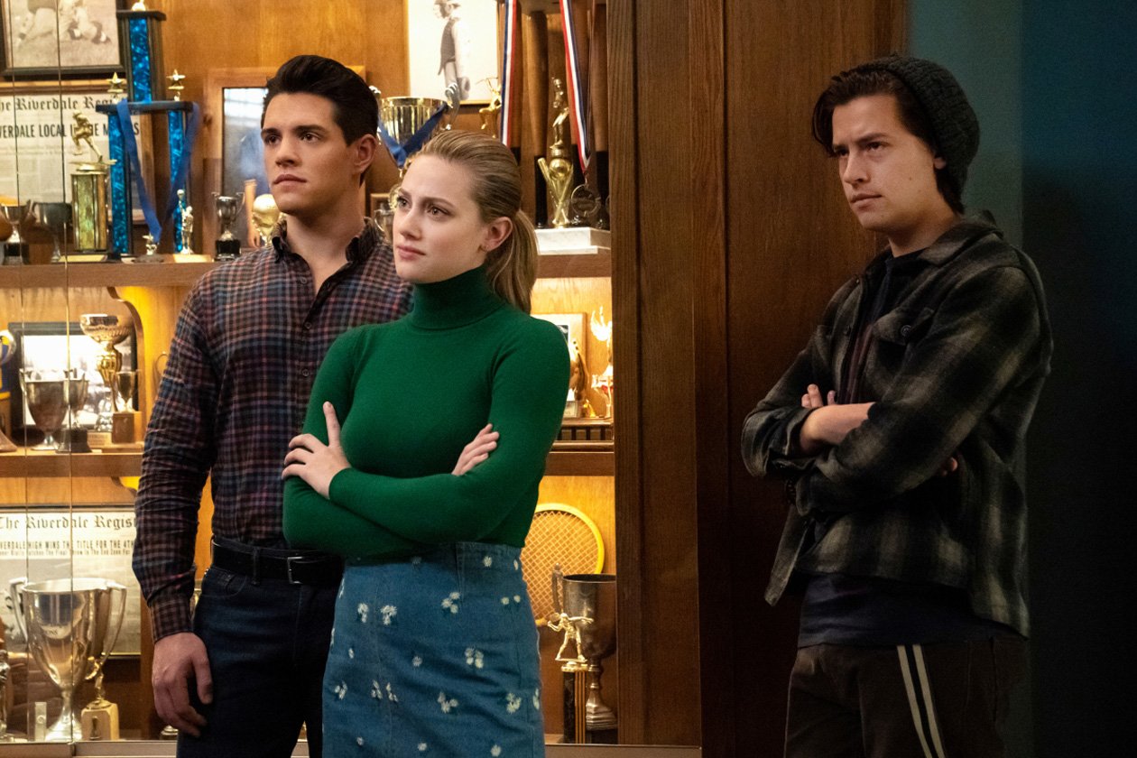 Riverdale : Riverdale : Foto Cole Sprouse, Lili Reinhart, Casey Cott - Foto  55 sobre 481 - SensaCine.com