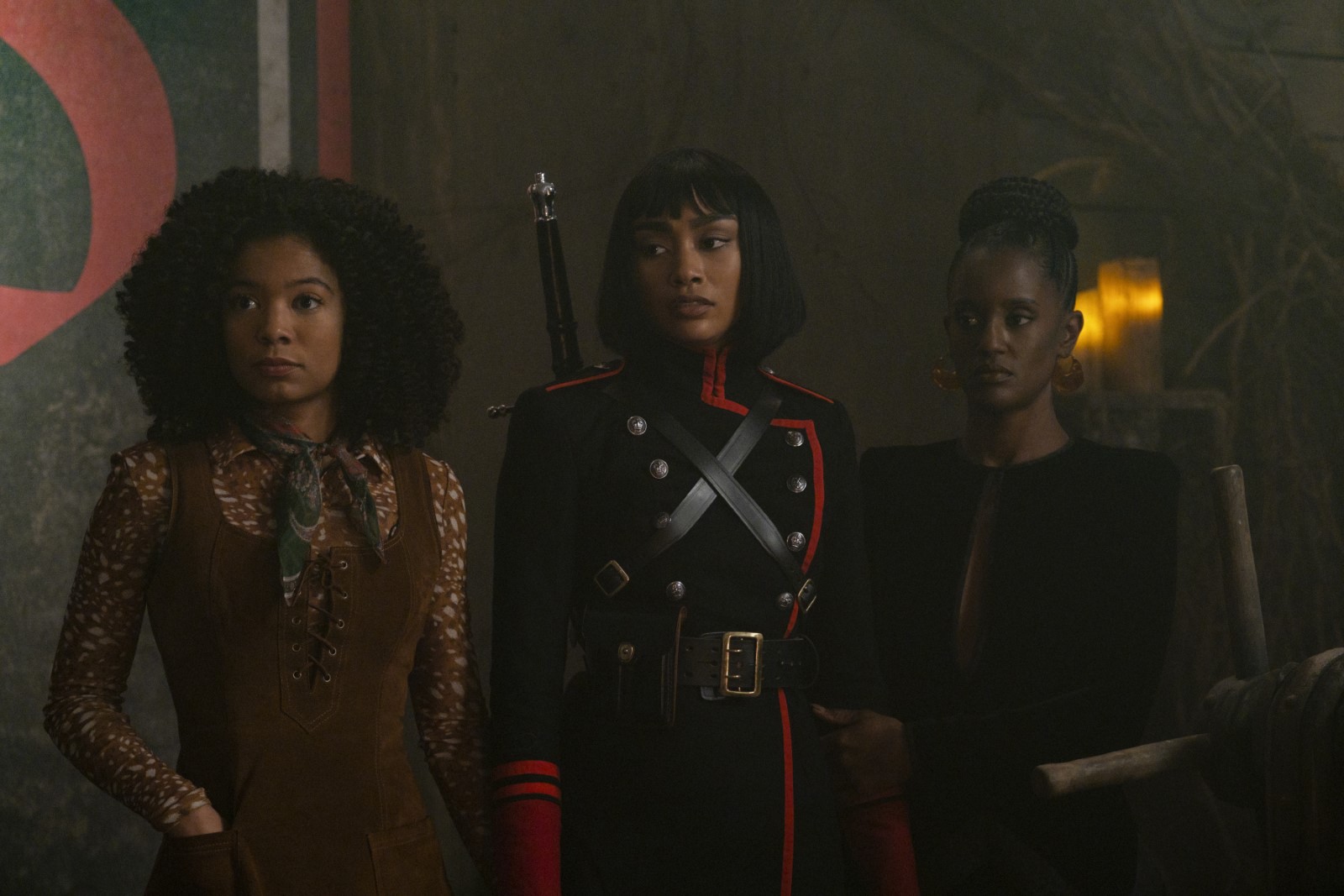 Las Escalofriantes Aventuras De Sabrina Foto Jaz Sinclair Skye P Marshall Tati Gabrielle