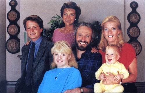 Foto de Michael J. Fox - Enredos de familia : Foto Brian Bonsall, Meredith  Baxter, Michael Gross, Michael J. Fox, Tina Yothers 