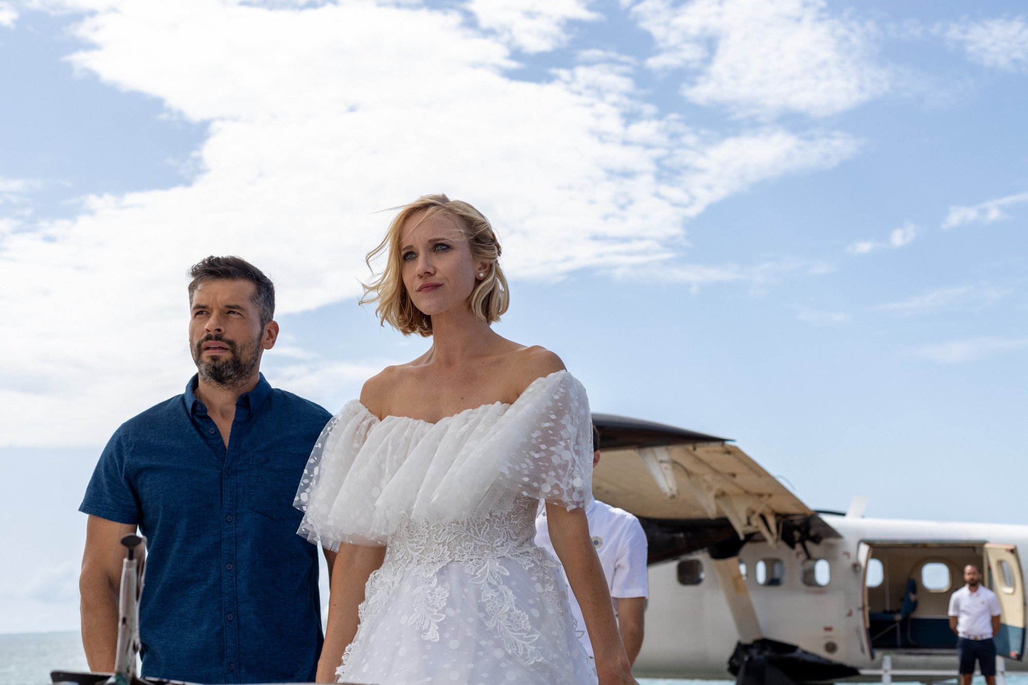 Foto de Jessy Schram - Fantasy Island (2021) : Foto Jessy Schram, John  Rodriguez - Foto 2 de 54 - SensaCine.com