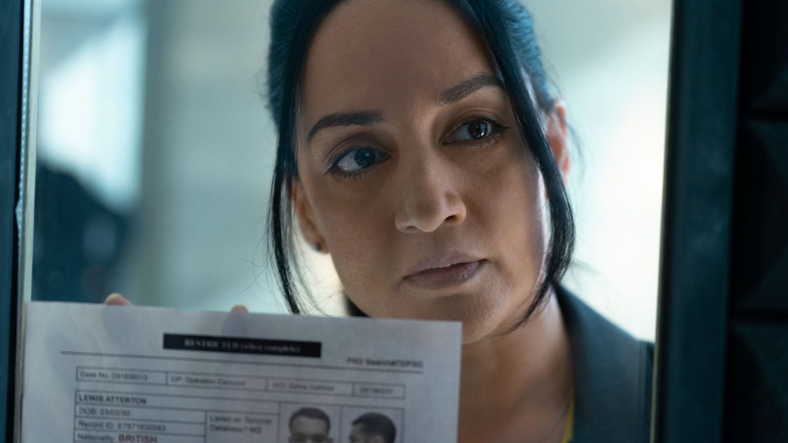 Secuestro en el aire : Secuestro en el aire : Foto Archie Panjabi ...