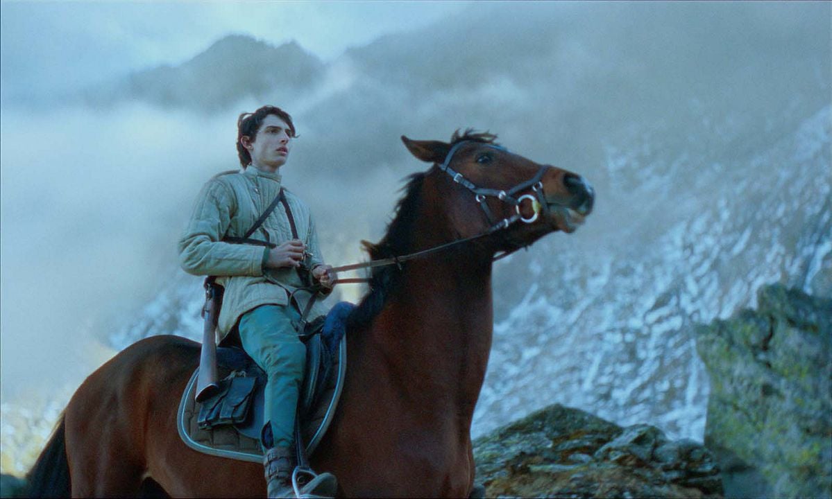 La leyenda de Ochi : Foto Finn Wolfhard