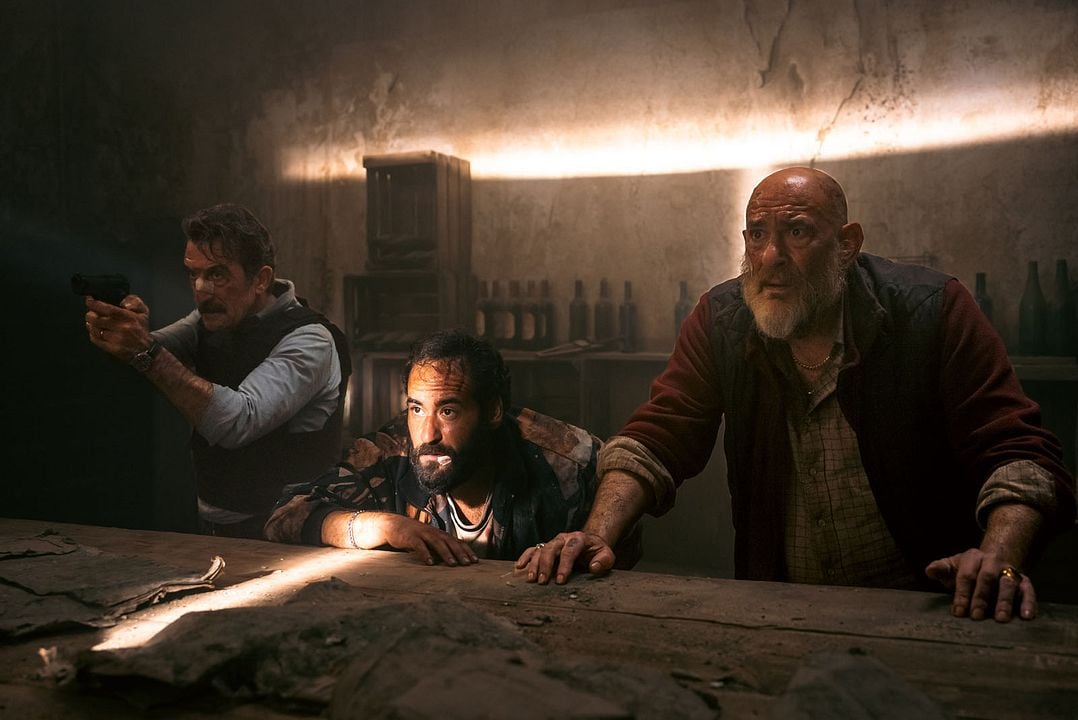 Tierra de nadie : Foto Jesús Carroza, Luis Zahera, Karra Elejalde