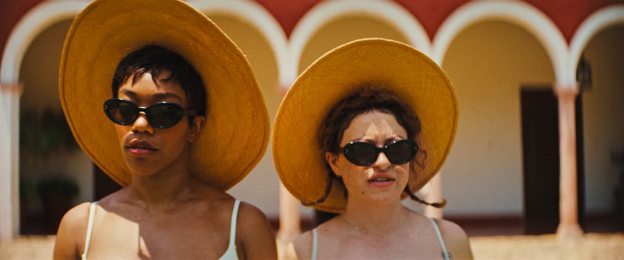 Parpadea dos veces : Foto Naomi Ackie, Alia Shawkat