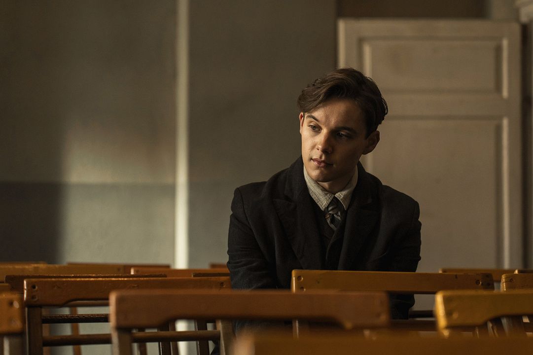 Truth & Treason : Foto