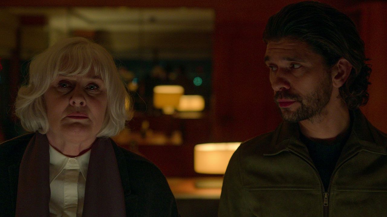 Foto Ben Whishaw, Sarah Lancashire