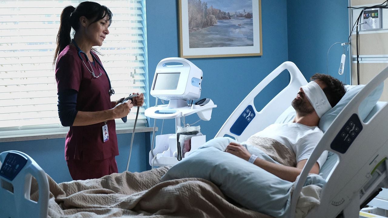 Foto Simone Kessell, Dominic Cooper