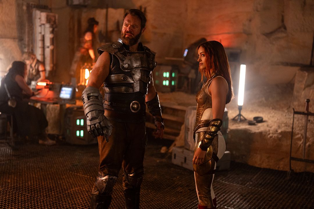 He-Man y los Masters Del Universo : Foto Camila Mendes, Jóhannes Haukur Jóhannesson