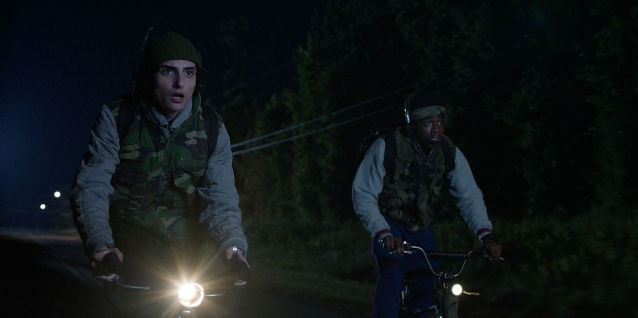 Foto Finn Wolfhard, Caleb McLaughlin