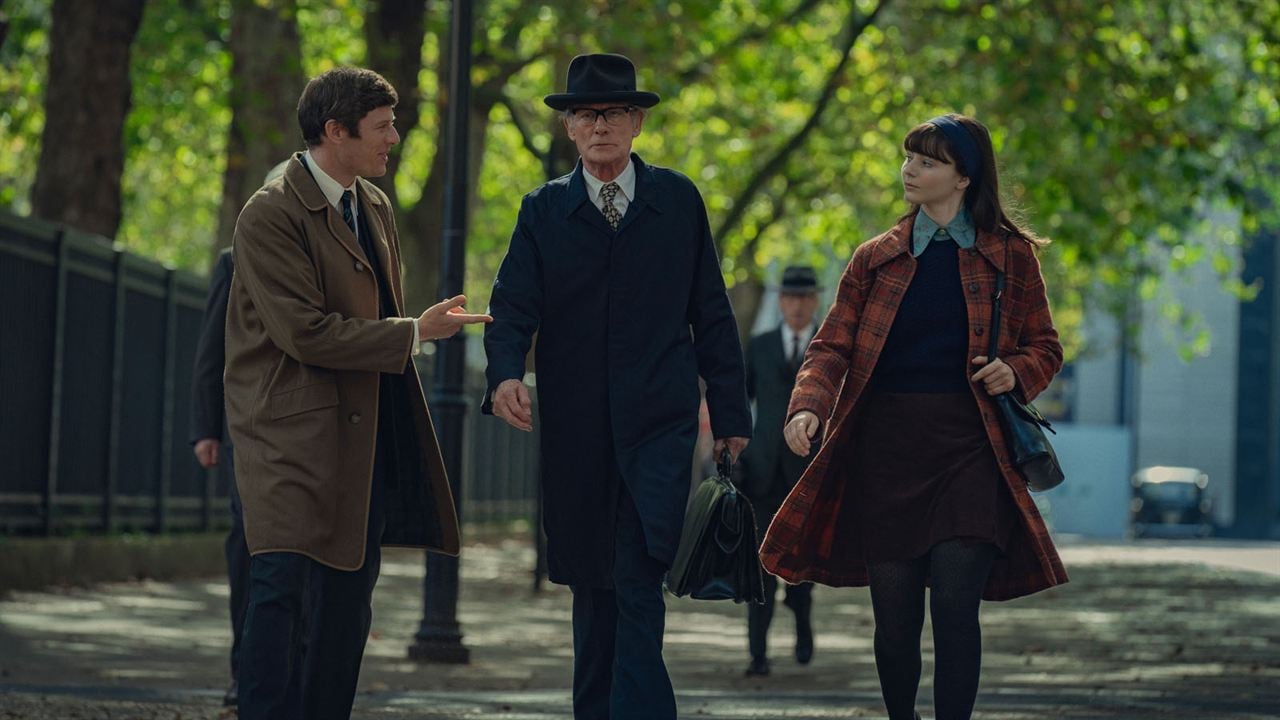 Joy : Foto Thomasin McKenzie, James Norton, Bill Nighy