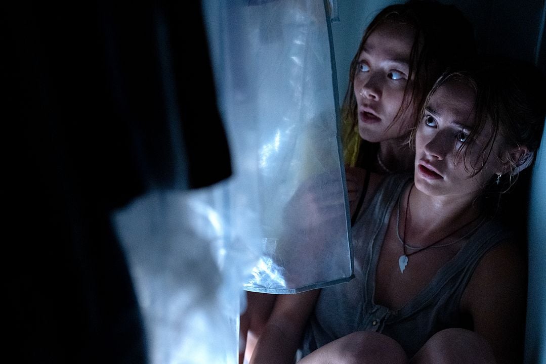 Primate : Foto Johnny Sequoyah, Victoria Wyant