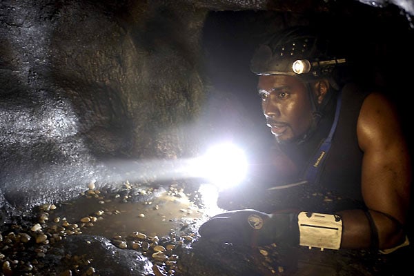 La caverna maldita : Foto Bruce Hunt