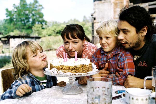 Algo parecido a la felicidad : Foto Bohdan Sláma