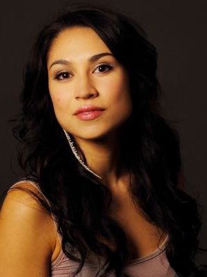 Cartel Cassie Steele