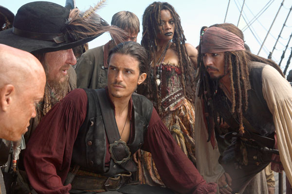 Piratas del Caribe: En el fin del mundo : Foto Naomie Harris, Johnny Depp, Geoffrey Rush, Orlando Bloom, Mackenzie Crook