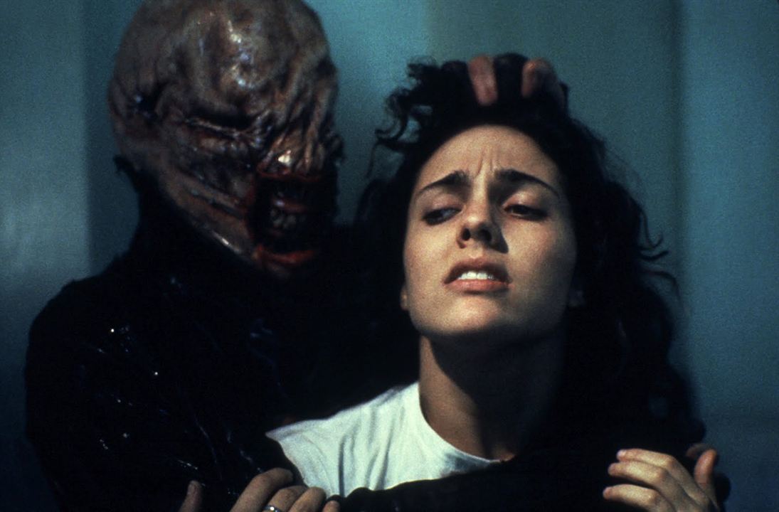 Hellraiser (Los que traen el infierno) : Foto Ashley Laurence, Clive Barker