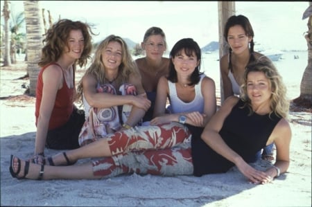 Foto Hélène Rolles, Eve Peyrieux, Isabelle Bouysse, Laly Meignan, Laure Guibert, Rochelle Redfield