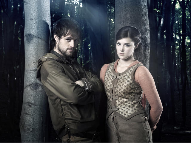 Foto Jonas Armstrong, Lucy Griffiths (II)