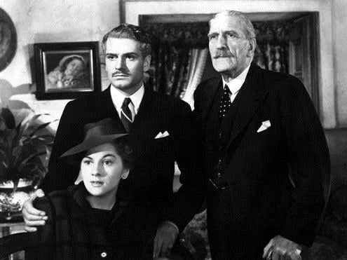 Rebeca : Foto Laurence Olivier, Alfred Hitchcock, Joan Fontaine, C. Aubrey Smith